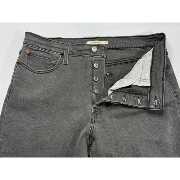 Levi's Women's Wedgie Straight Leg Button Fly Gray Denim Jeans - Size 32 (34x28) - Picture 2 of 7